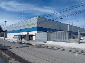 Acceso principal con vigilancia 24 7 parque cerrado lerma - A.R.C. Inmobiliaria
