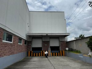 Acceso para transporte pesado y trailers bodega 3636m2 toluca - A.R.C. Inmobiliaria