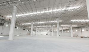 Estructura de acero y muros reforzados nave los encinos lerma - A.R.C. Inmobiliaria
